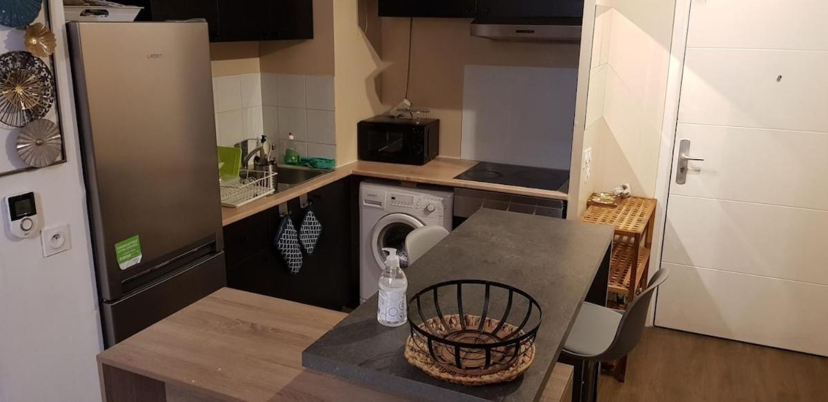 Apparemment Cosy Avec Parking Exterieur Gratuit Apartment Aulnay-sous-Bois Exterior photo